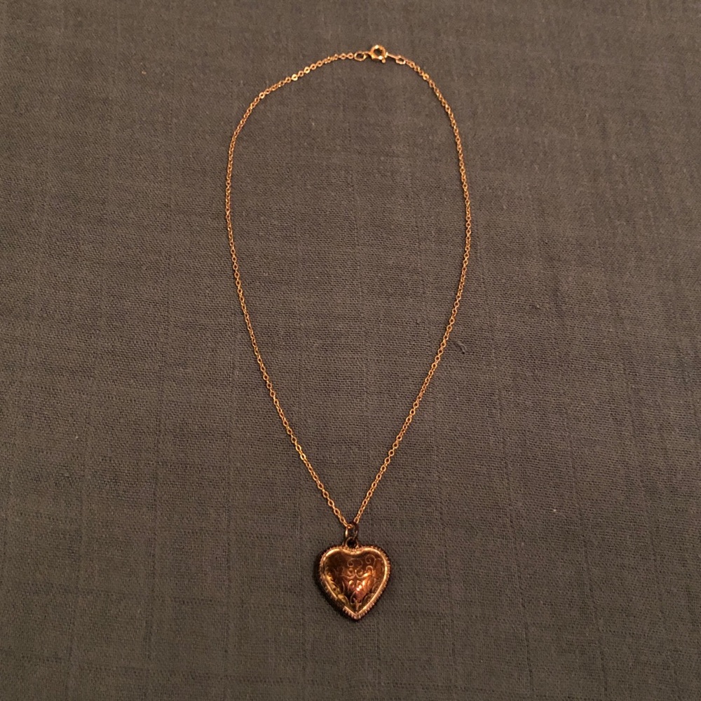 Gold Heart Pendant Necklace